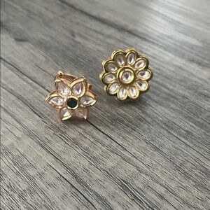 Gold and Green Floral Ring Set